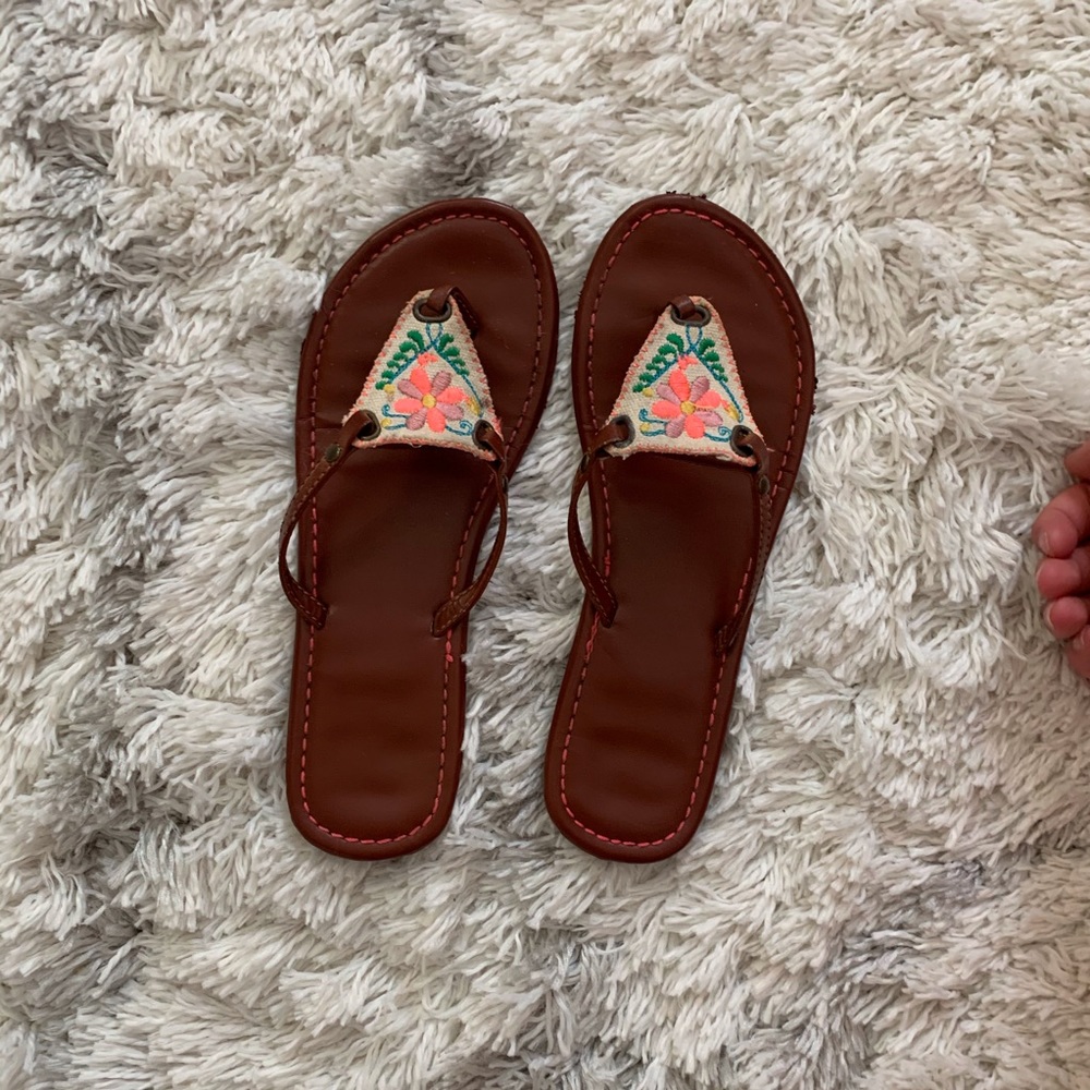 Girls flip-flop